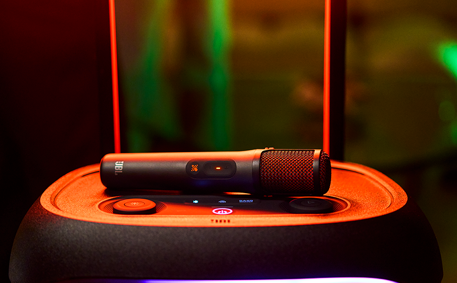 JBL EasySing Mics Ajuste seu desempenho com remoção vocal por IA - Image