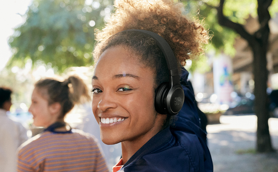 JBL Live 460NC | Fones de ouvido on-ear sem fios com cancelamento