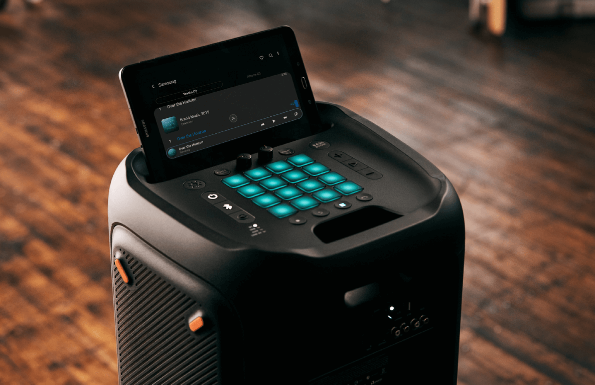 JBL PartyBox 1000: conheça uma das torres de som mais potentes da marca